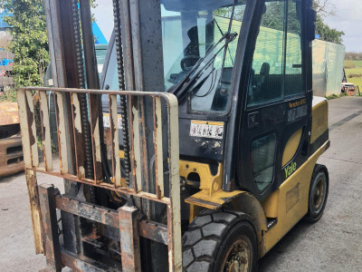 4 TON YALE FORKLIFT FOR SALE